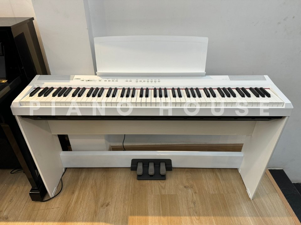 YAMAHA P-105 (3 pedals) - Đánh giá chi tiết tại Piano House